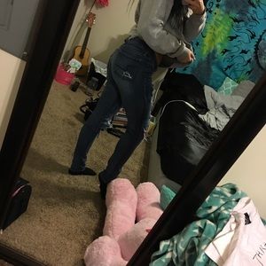 Size 4 A&E jeans super ripped up
